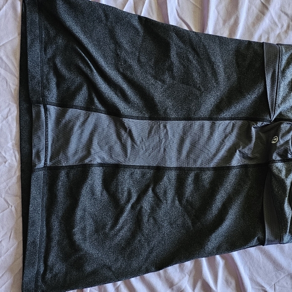 Lululemon tank - Picture 2 of 2